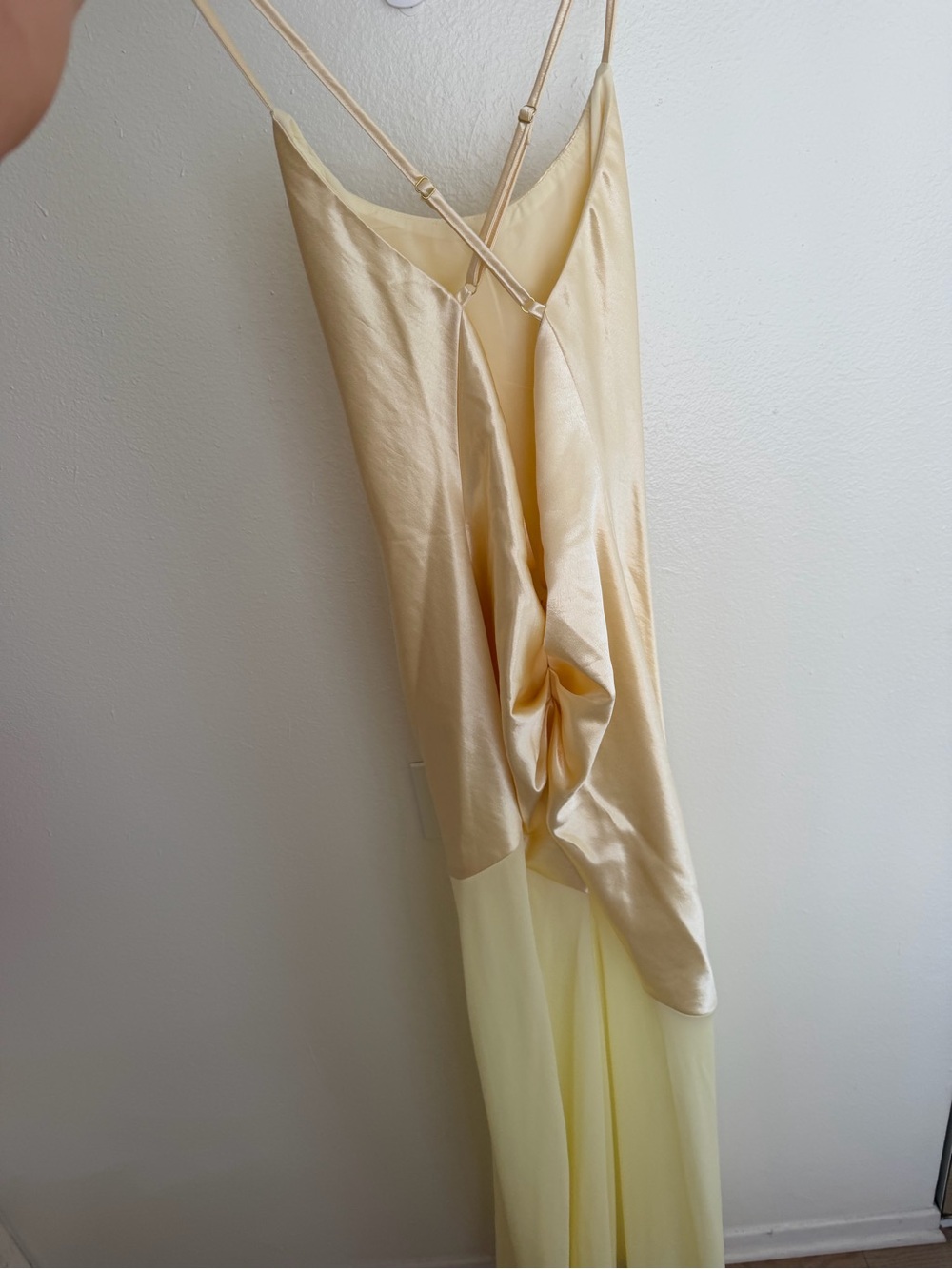 NEVER WORN Runway the label satin dress - Picture 2 of 2